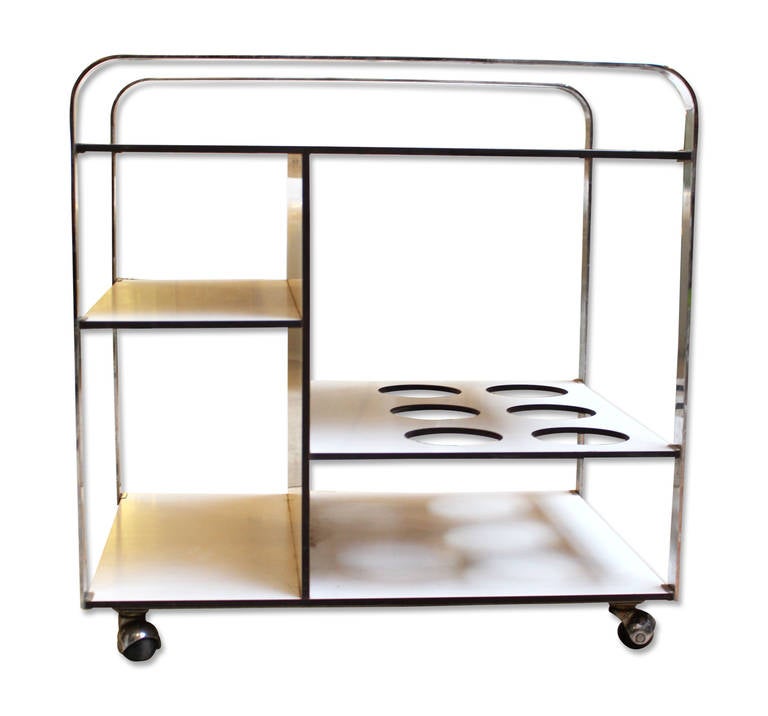 Mid-20th Century 1960s Chrome and White Mid-Century Modern Bar Cart from France