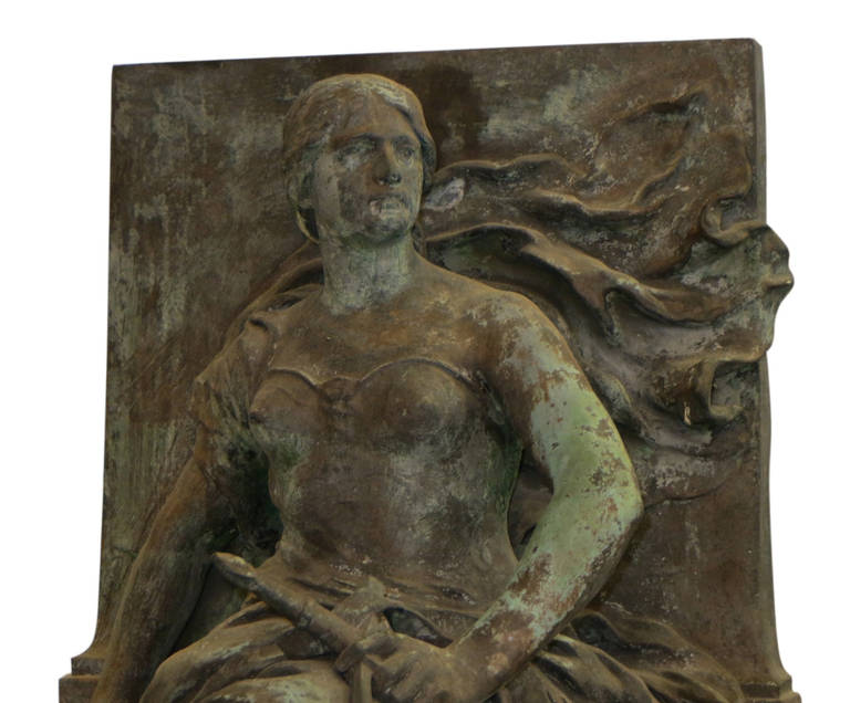 Bronze 'Seated Woman' Statue by Eugene Benet In Excellent Condition In New York, NY