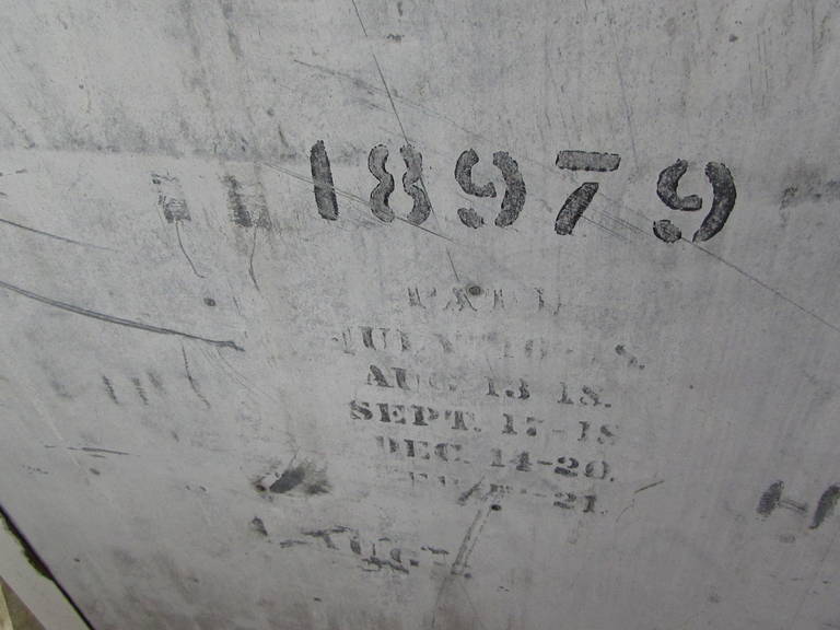 1921 Challenge Iceberg Ice Box Refrigerator im Zustand „Gut“ in New York, NY