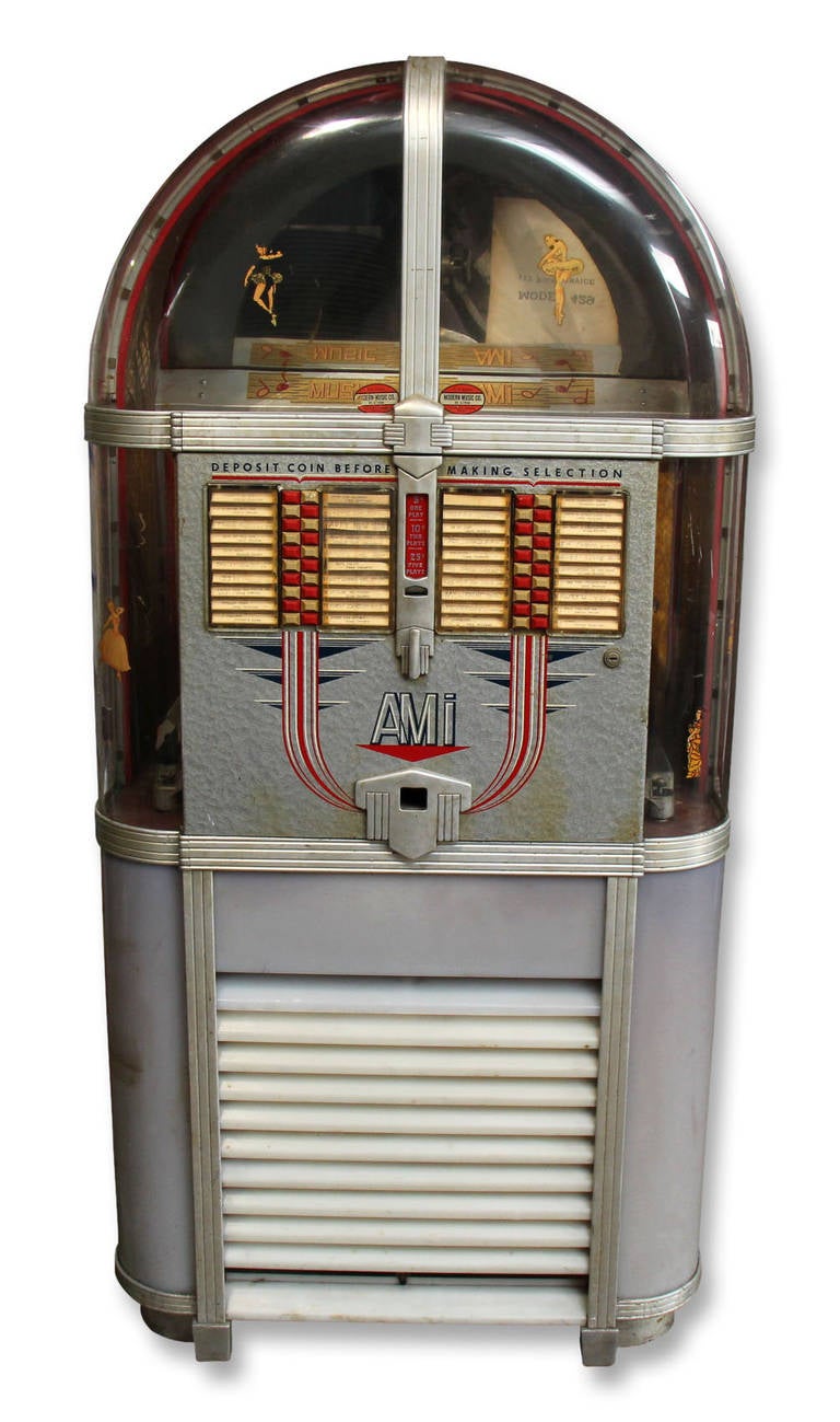 Vintage AMI jukebox, very stylish. 