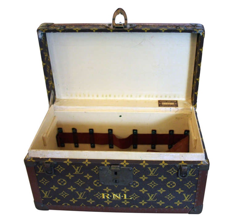 Vintage Louis Vuitton train case in very good condition. Missing the interior tray, otherwise near flawless. The brass hardware has a terrific patina.