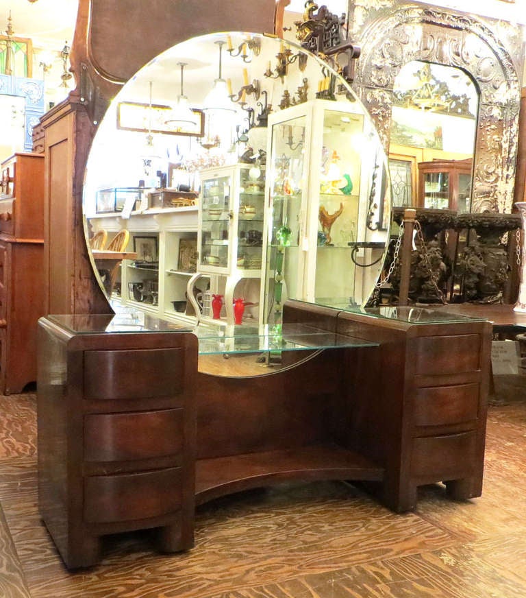 Art Deco Vanity With Round Mirror At, Antique Dressing Table With Round Mirror