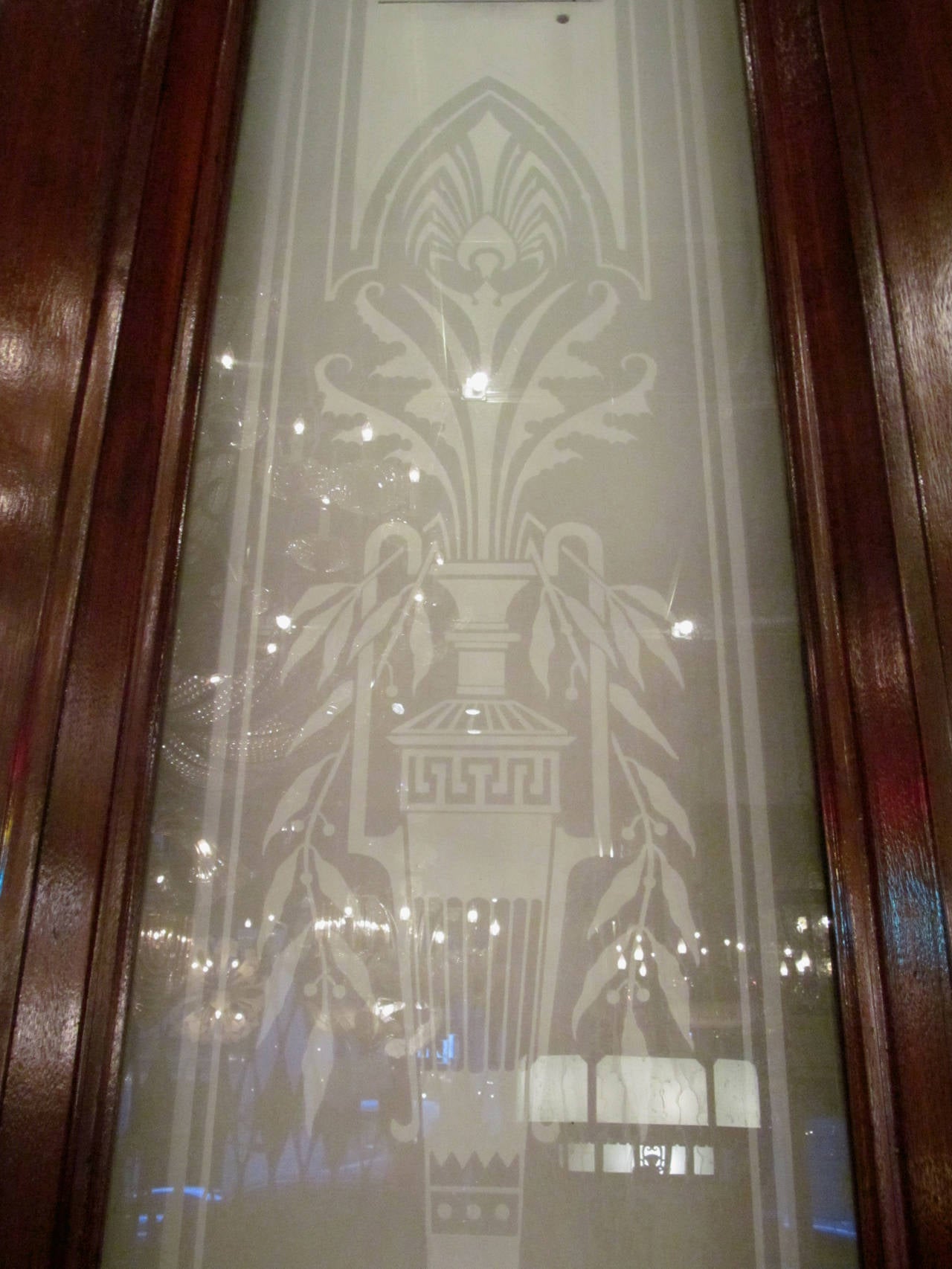 1930s Pair of Walnut Doors with Etched Glass Urn Design In Excellent Condition In New York, NY