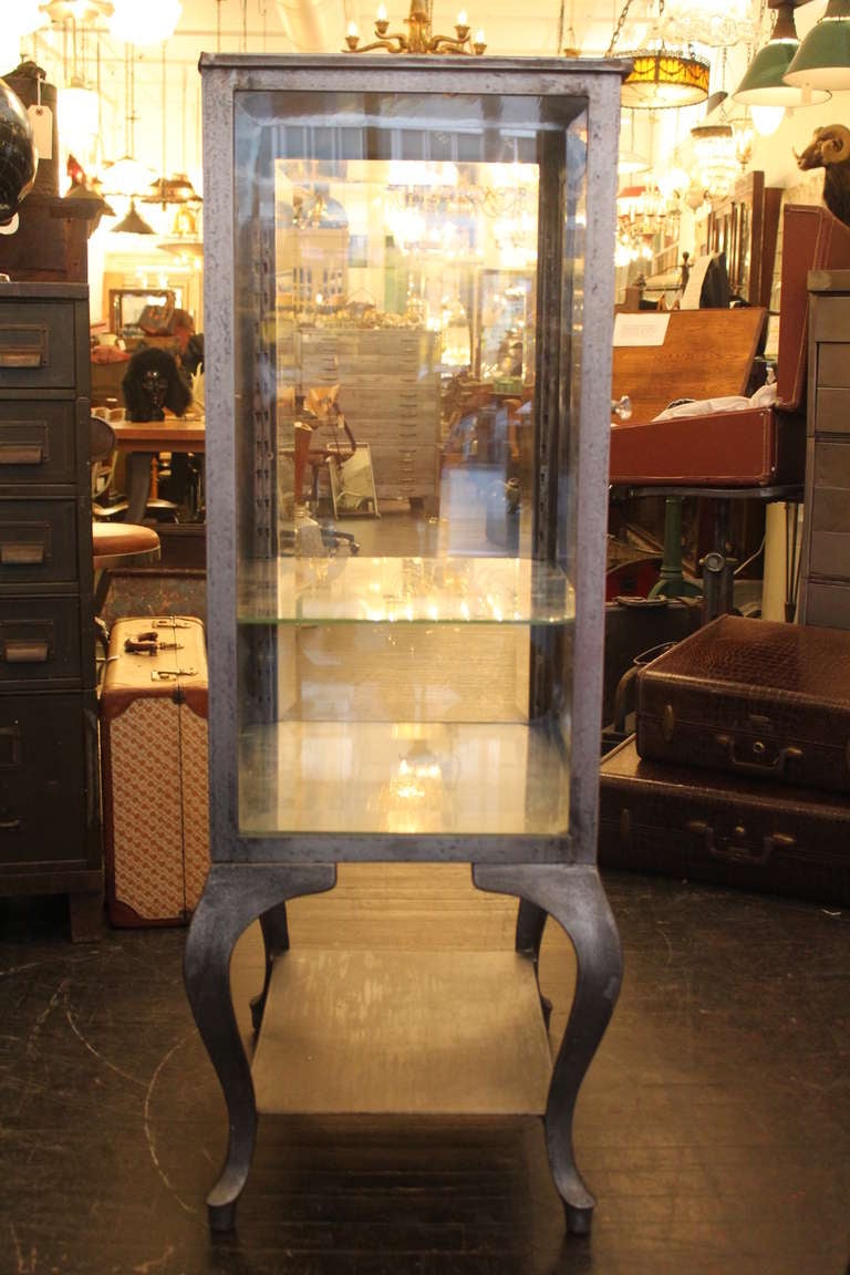 1920s Medical Cabinet In Good Condition In New York, NY