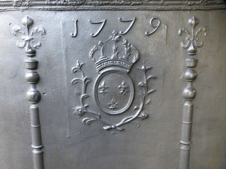 French Large Fireback / Backsplash with Arms of France with Pillars, Dated 1779 For Sale