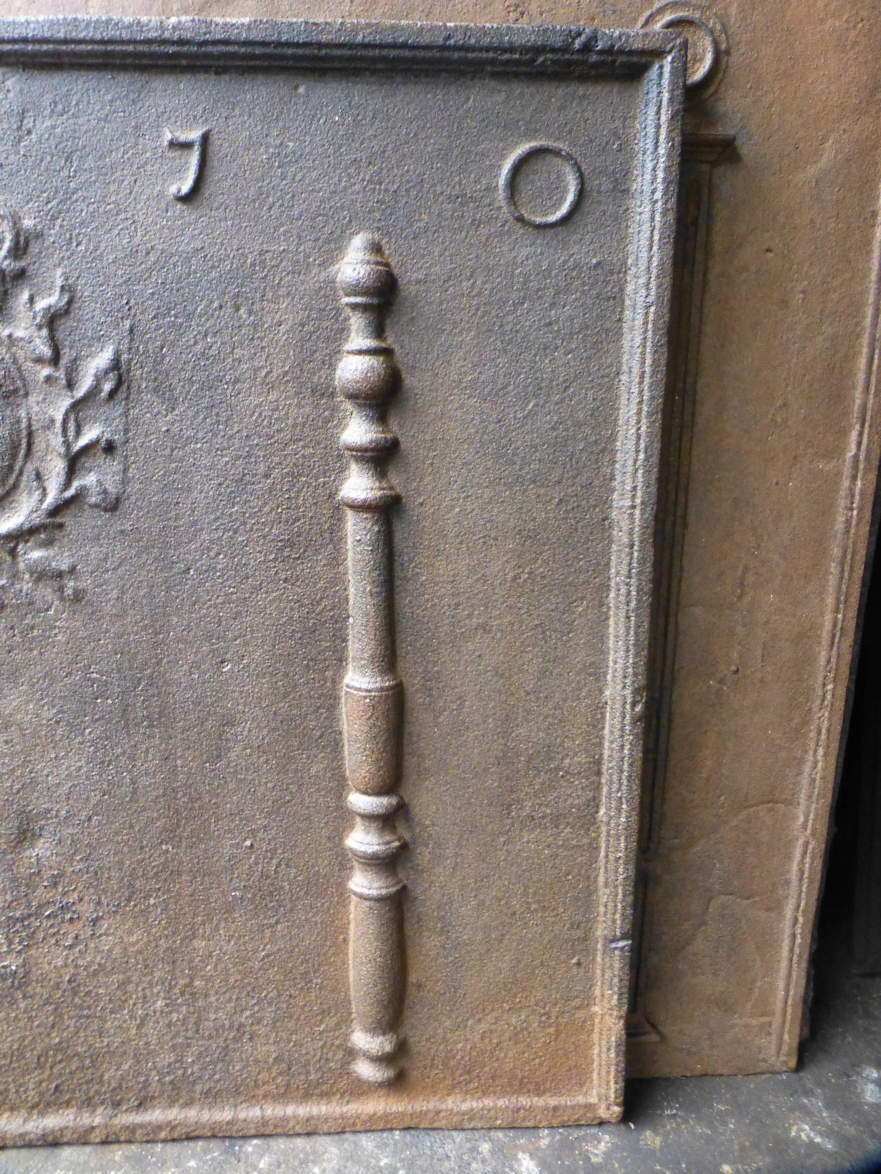 18th Century and Earlier 18th Century Pillars with Arms of France Fireback Dated 1770