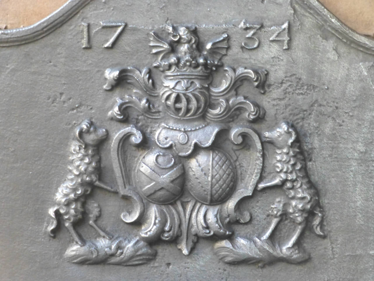 One-of-a-kind coat of arms of unknown origin