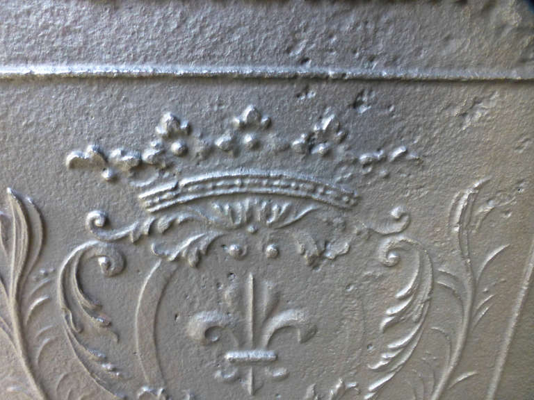 18th Century Arms of France Fireback, Dated 1748 In Good Condition In Amerongen, NL