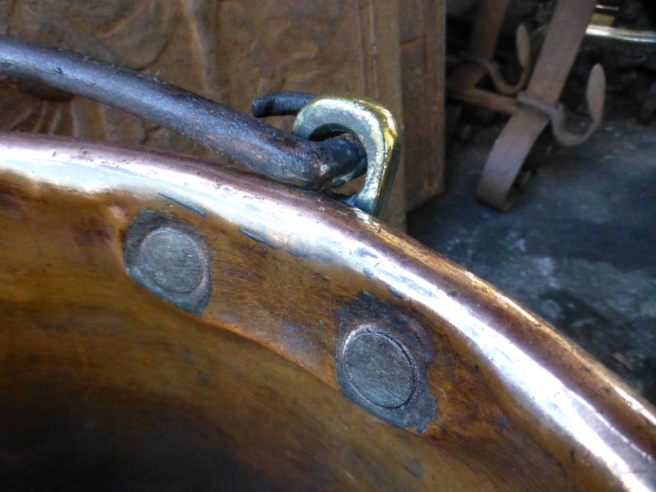 18th Century and Earlier 18th Century Polished Copper Log Bin - Log Basket