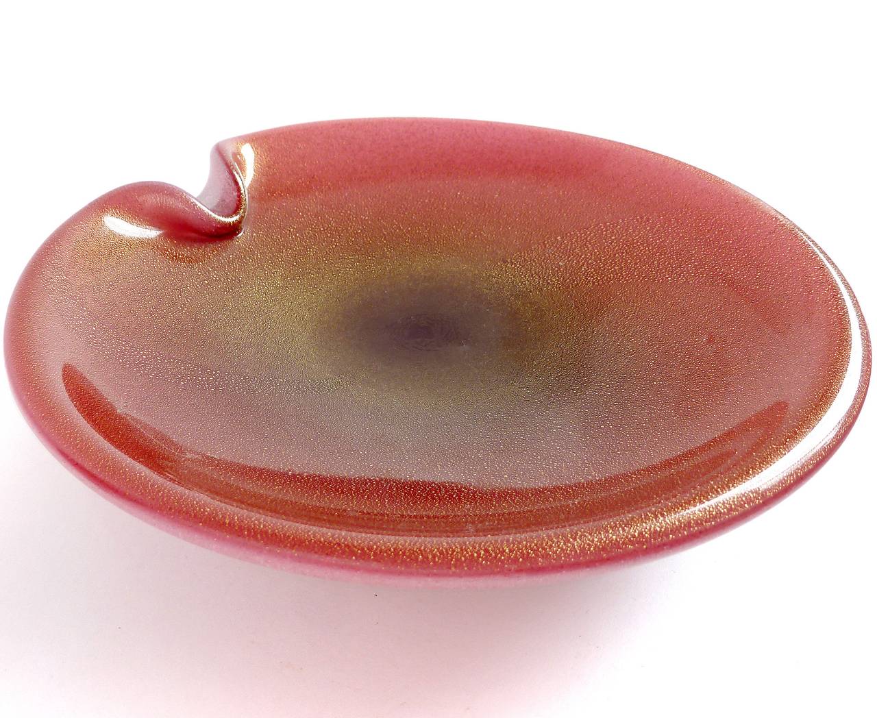 FREE Shipping Worldwide! See details below description.

Amazing large Murano handblown red and gold flecks art glass shallow top bowl. Attributed to designer Archimede Seguso for the Seguso Vetri D' Arte company. The piece is made in the