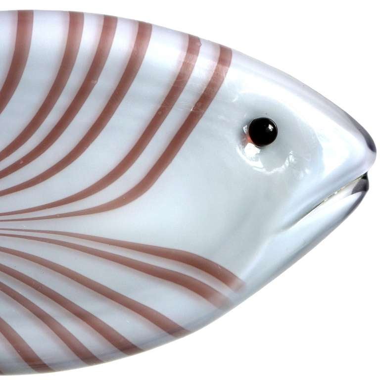 Mid-Century Modern Venini Ken Scott Murano Fenicio Pulled Feather Design Italian Art Glass Fish Sculptures
