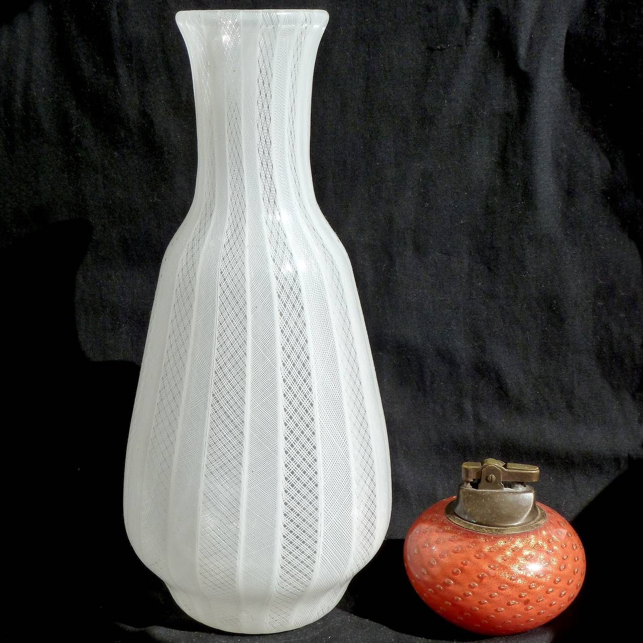 Mid-Century Modern Murano White Tight Net Zanfirico Ribbons Italian Art Glass Flower Vase