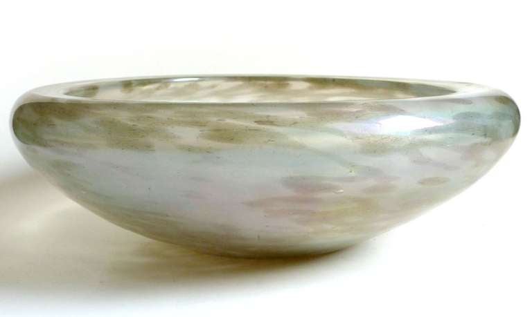 Mid-Century Modern Dino Martens Aureliano Toso Murano Iridato Italian Art Glass Centerpiece Bowl