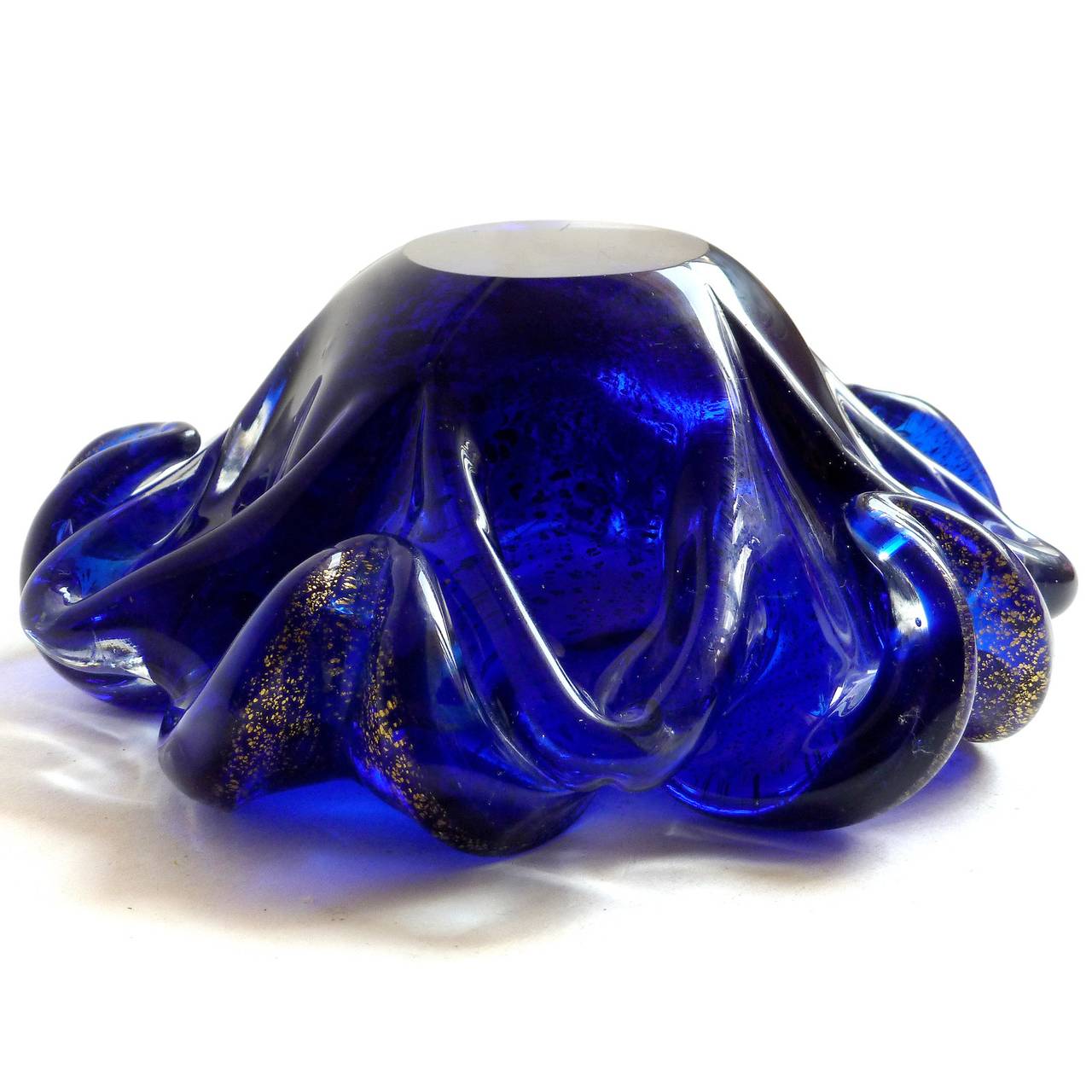 Murano Cobalt Blue Gold-Flecked Open Flower Italian Art Glass Bowl In Excellent Condition In Kissimmee, FL