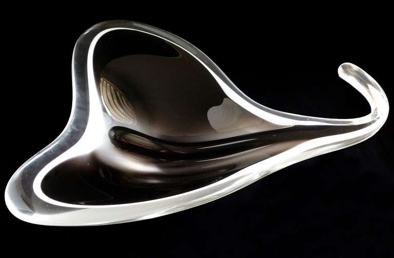 Paul Kedelv Scandinavian Flygsfors Coquille Stingray Art Glass Sculptural Bowl In Excellent Condition In Kissimmee, FL