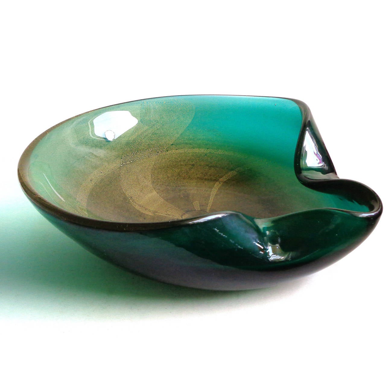 Mid-Century Modern Archimede Seguso Murano Green Gold Flecks Italian Art Glass Centerpiece Bowl