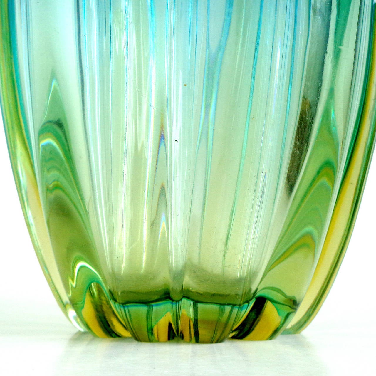 Alfredo Barbini Murano Sommerso Blue Yellow Ribbed Italian Art Glass Vase In Excellent Condition In Kissimmee, FL