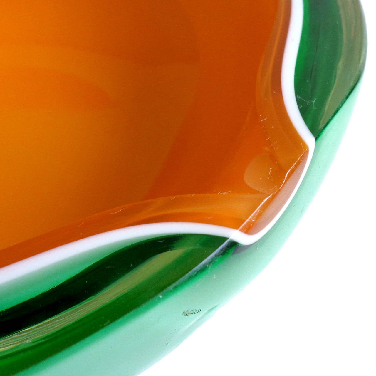 Fratelli Toso Murano Orange, Green, and White Italian Art Glass Melon Bowl In Excellent Condition In Kissimmee, FL