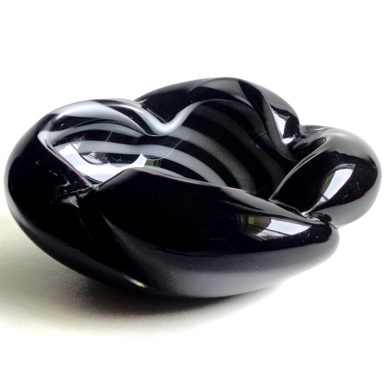 Mid-Century Modern Alfredo Barbini Murano Black White Swirl Italian Art Glass Psychedelic Bowl