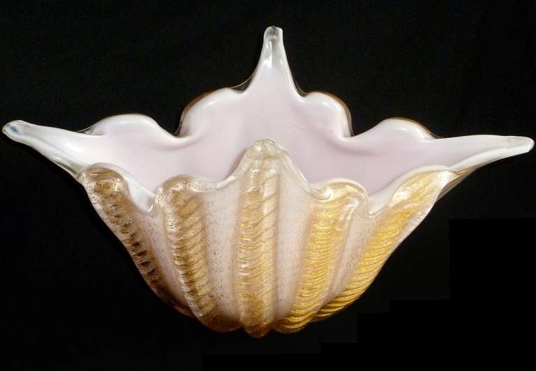 Blown Glass Ercole Barovier Murano Gold Flecks Pink Crown Italian Art Glass Center Bowl