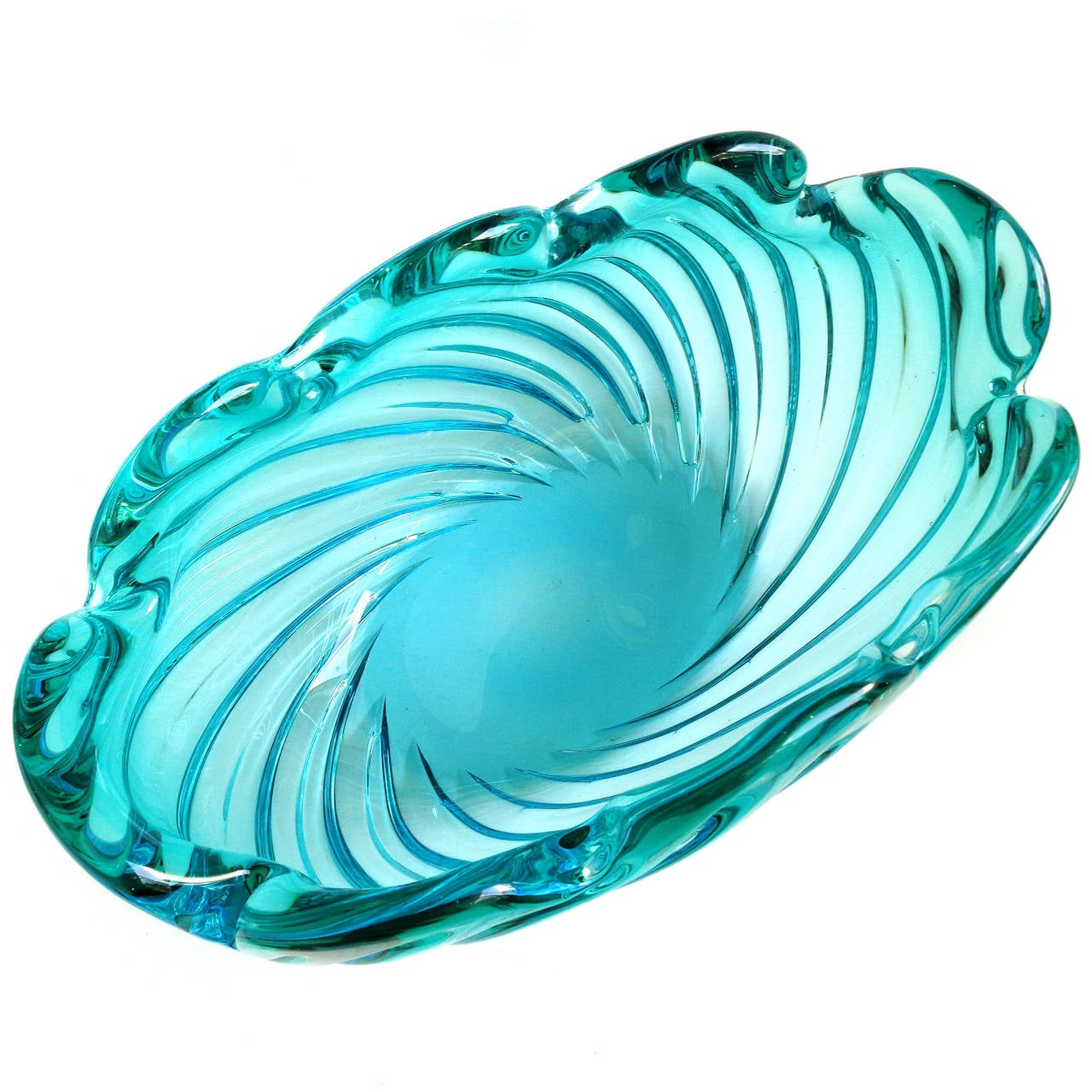 Hand-Crafted Alfredo Barbini Murano Sommerso Aqua Blue Italian Art Glass Center Bowl