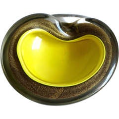 Alfredo Barbini Murano Black Yellow Gold Flecks Italian Art Glass Bowl
