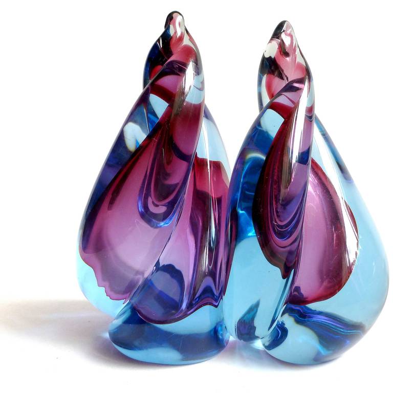 3 Bookends - Barbini Flame, Fruit and Salviati Birds - Reserved for Debby Irby

Free Shipping Worldwide! See details below description.

Wonderful Murano Hand Blown Purple and Blue Sommerso Art Glass Bookends in Twisting Flame Design. Documented