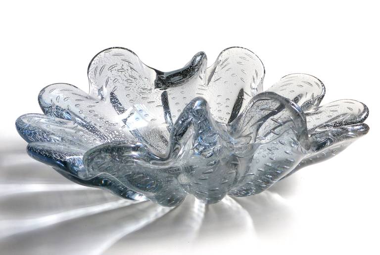 FREE Shipping Worldwide! See details below description.

Murano Handblown Silver Flecks and Controlled Bubbles Art Glass Centerpiece Bowl. Created in the manner of Seguso Vetri D' Arte and Barovier e Toso companies. The bowl has a conch shell