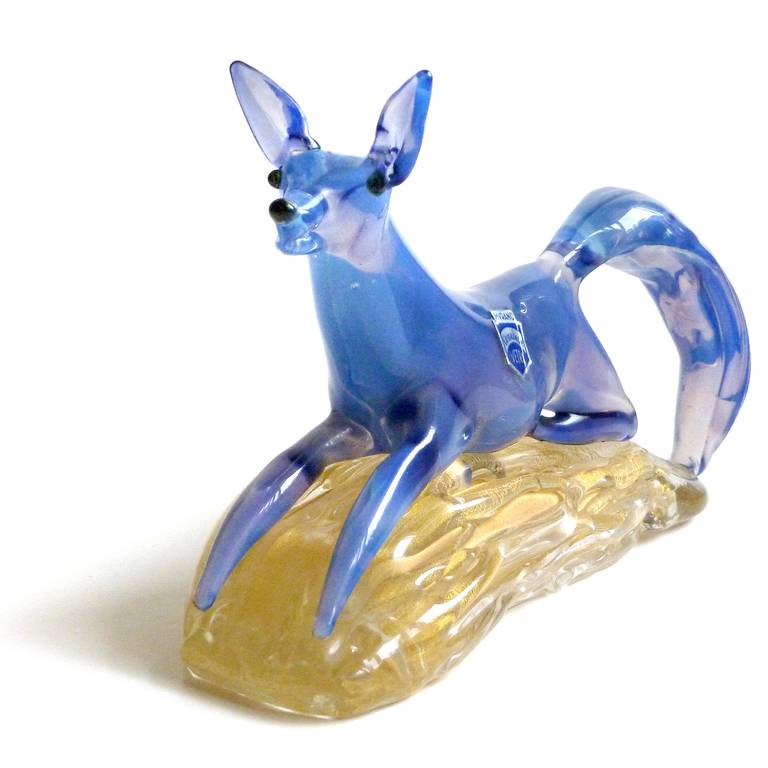 Cenedese Murano Blue Opalescent Fox on Gold Flecks Italian Art Glass Sculpture In Excellent Condition In Kissimmee, FL