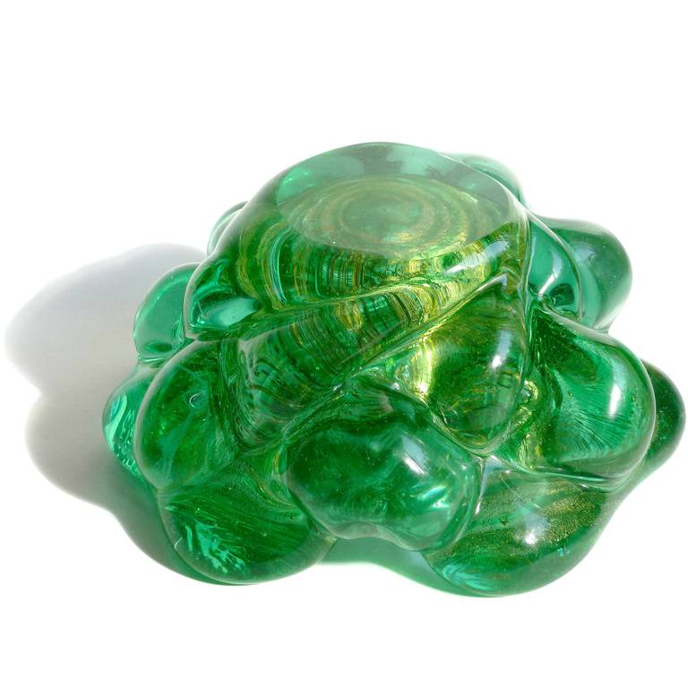 Ercole Barovier Murano Green Gold Flecks Chunky Italian Art Glass Bowl In Excellent Condition In Kissimmee, FL