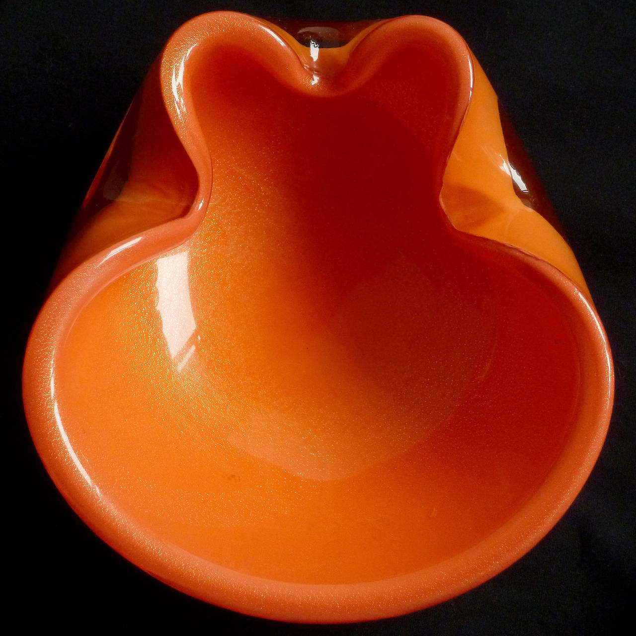 Mid-Century Modern Alfredo Barbini Murano Persimmon Orange Gold Flecks Italian Art Glass Bowl