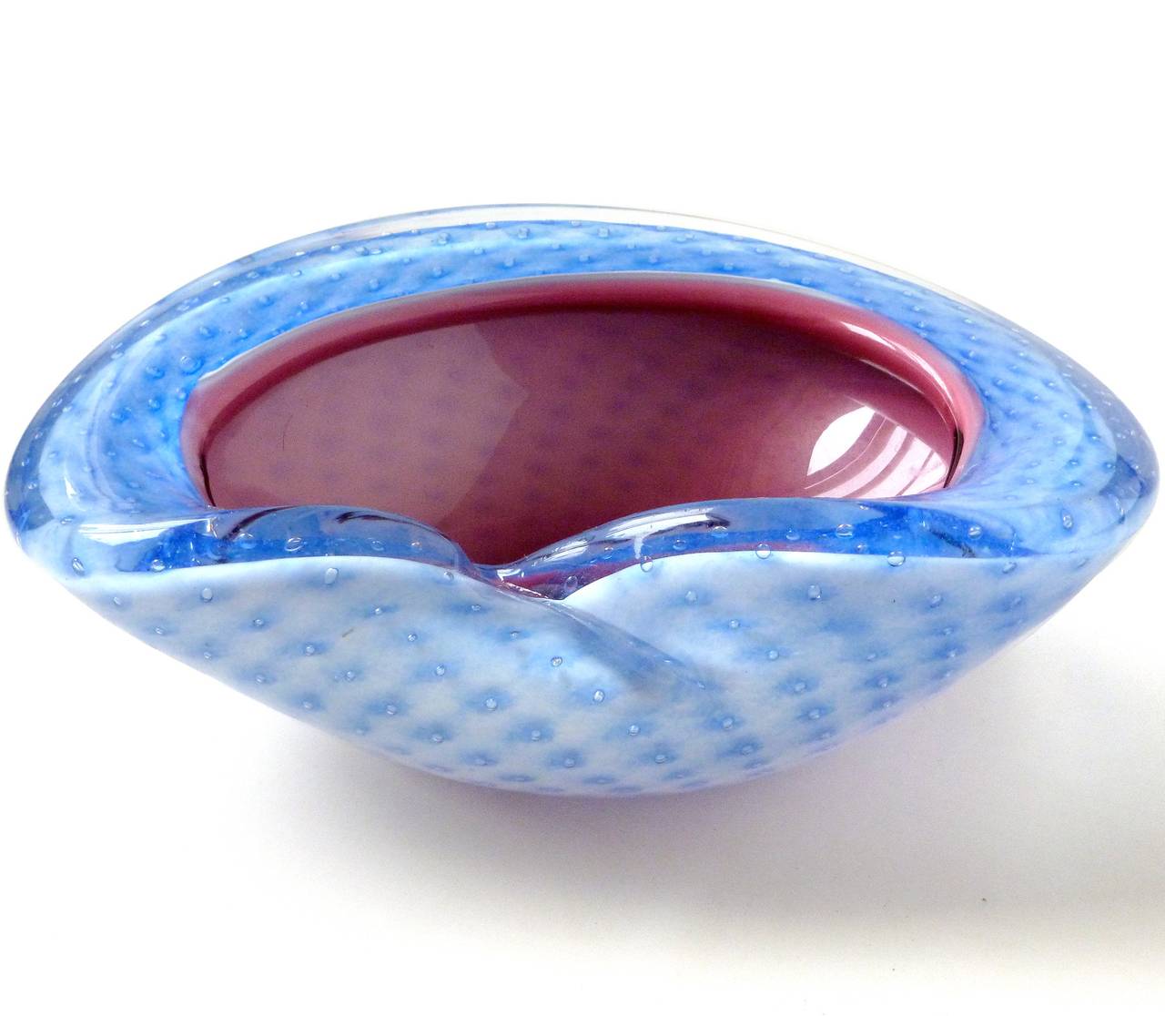 Hand-Crafted Fratelli Toso Murano Blue Pink Controlled Bubbles Italian Art Glass Bowls