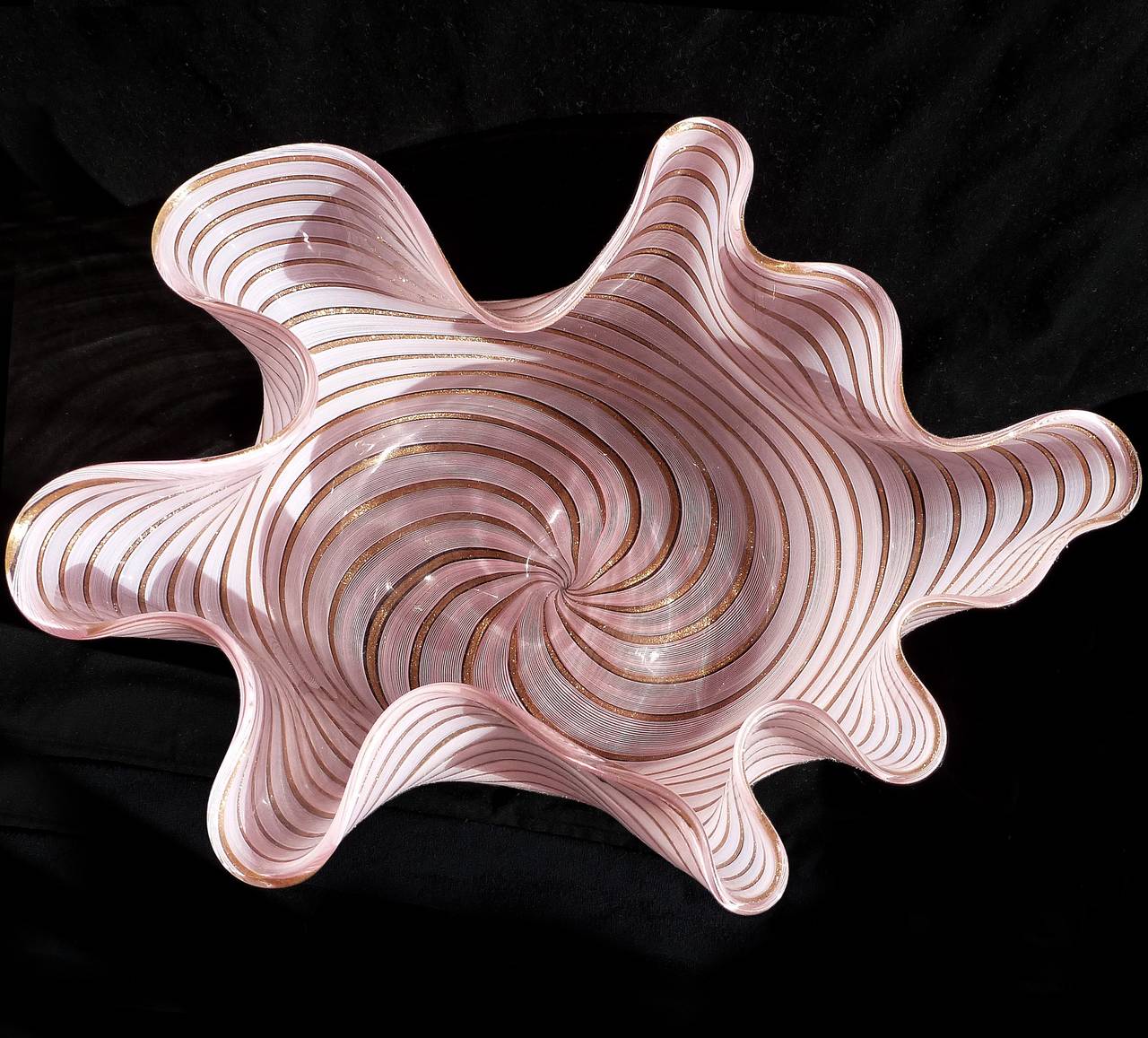 Hand-Crafted Dino Martens Murano Pink Aventurine Ribbons Italian Art Glass Fazzoletto Vase