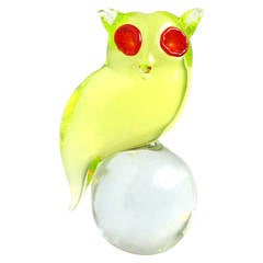 Salviati Murano Yellow Green Vaseline Uranium Italian Art Glass Owl Sculpture