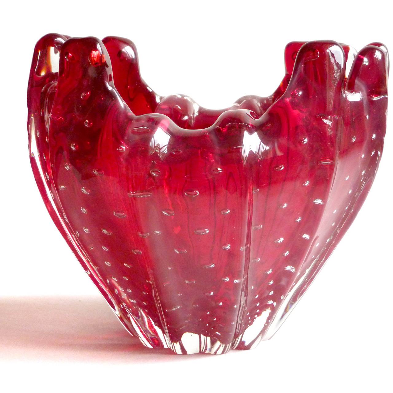 Signed Venini Murano Red Fingers Rim Italian Art Glass Sculptural Flower Vase For Sale at 1stdibs