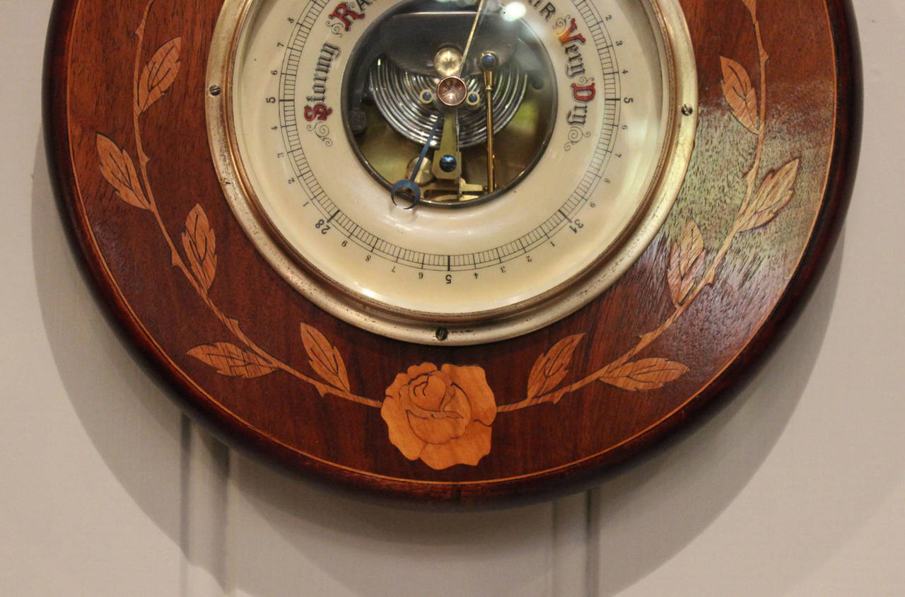 Small Walnut and Inlay Aneroid Barometer In Good Condition In Buckinghamshire, GB