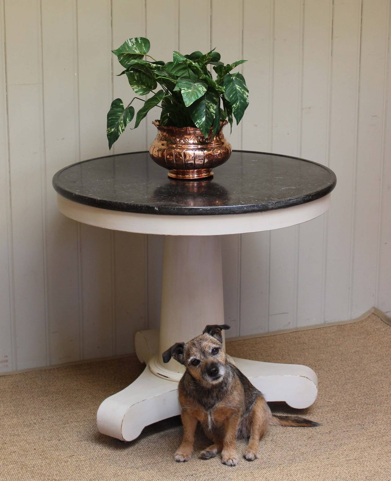 Painted Circular Granite-Top Pedestal Table In Good Condition For Sale In Buckinghamshire, GB
