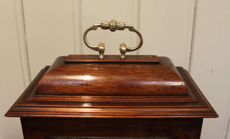 Westminster Chime Walnut Bracket Clock In Excellent Condition In Buckinghamshire, GB