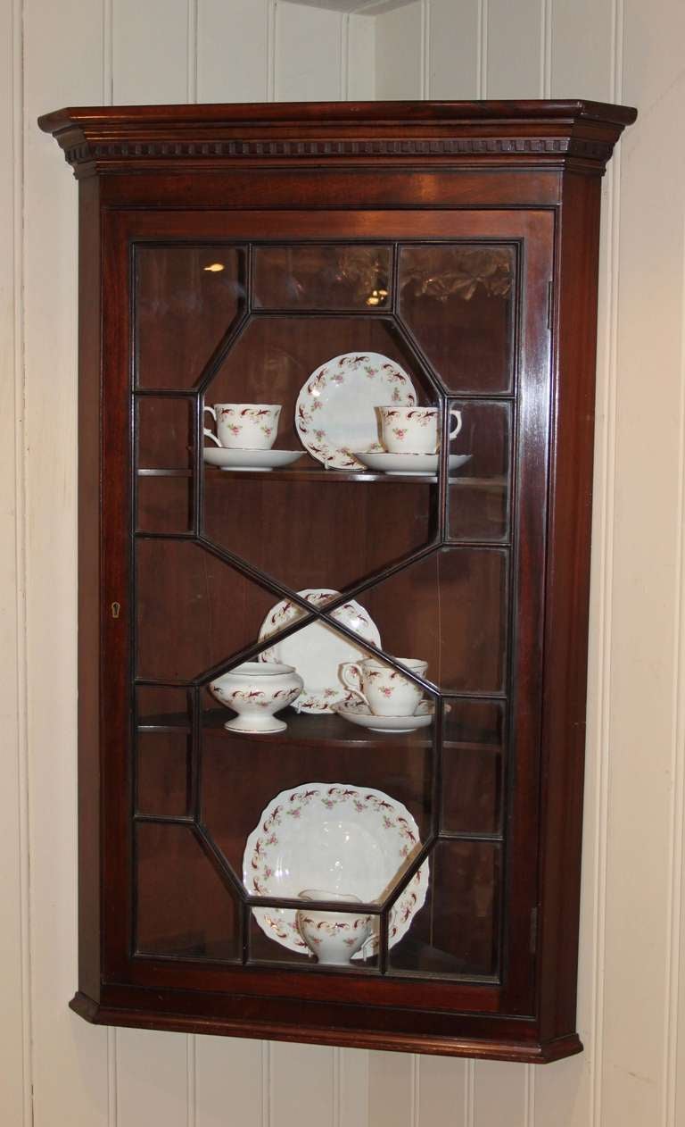 Edwardian Mahogany Corner Cabinet For Sale 1