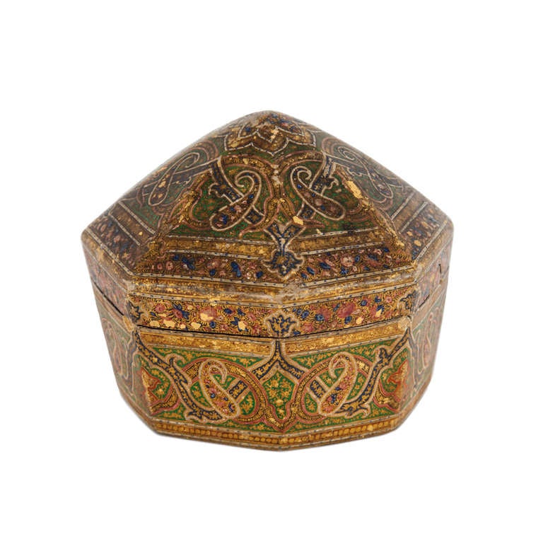 Two Small Boxes
Kashmir
1860 – 1870 ca.

On one box, a small “stamp” underneath it bears the mark: “Compagnie des Indes, R. Richelieu 80”

The “Compagnie des Indes” was a famous and prestigious luxury goods shop in Rue de Richelieu 80,
