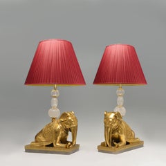 Paire de figures d'éléphants en bronze doré montées en lampes