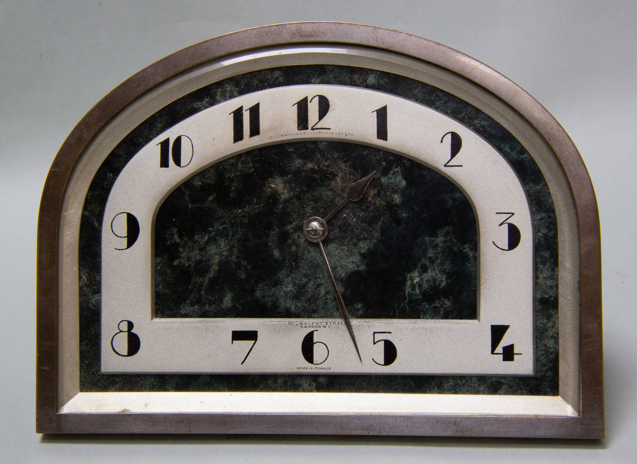 French Art Deco strut clock. For Sale