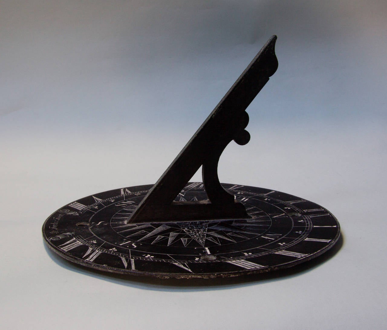 18th Century Sundial and Plinth For Sale 2