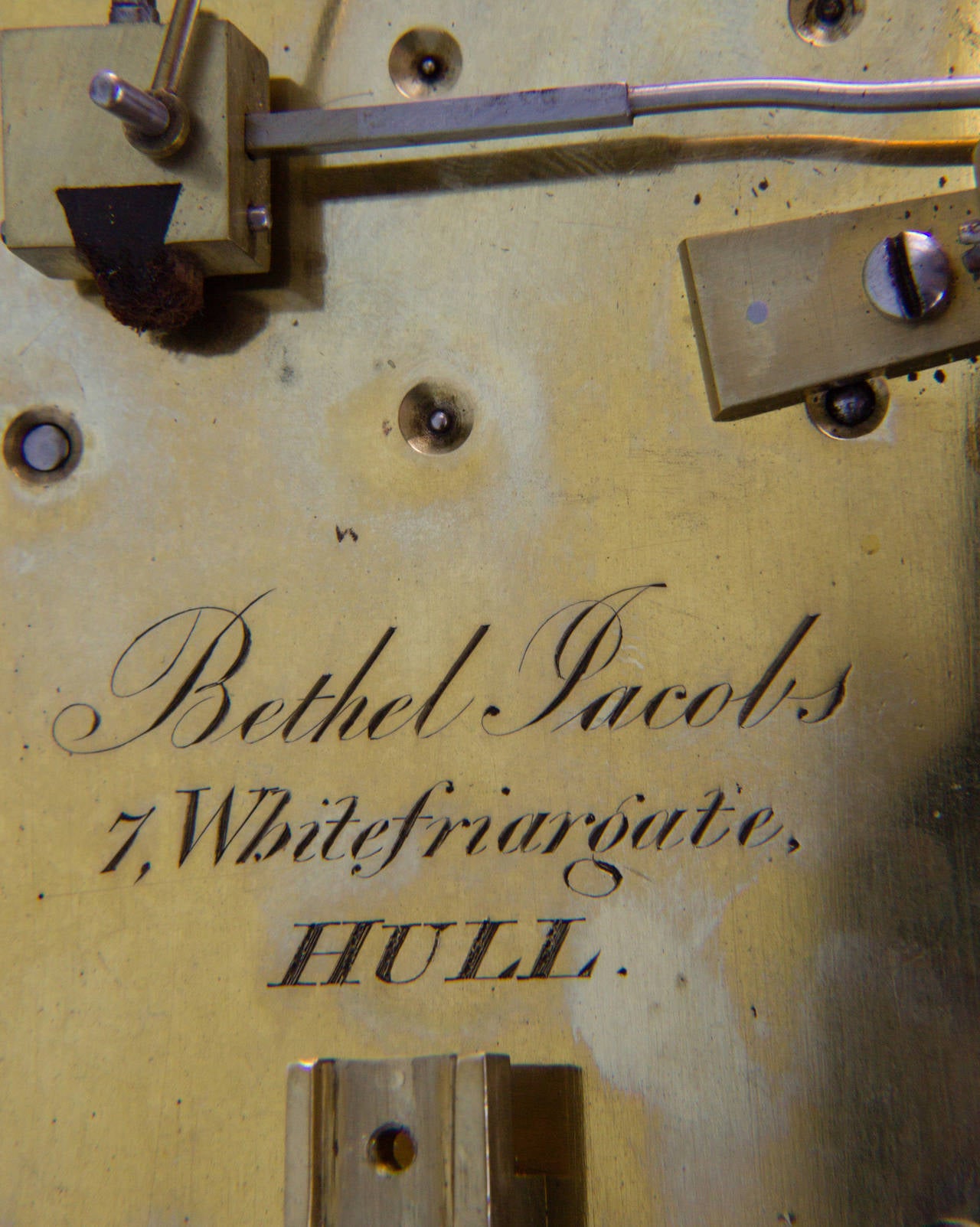 Early 19th Century Small Ebonised Eight-Day Bracket Clock, Signed Bethel Jacobs, Hull, circa 1825 For Sale