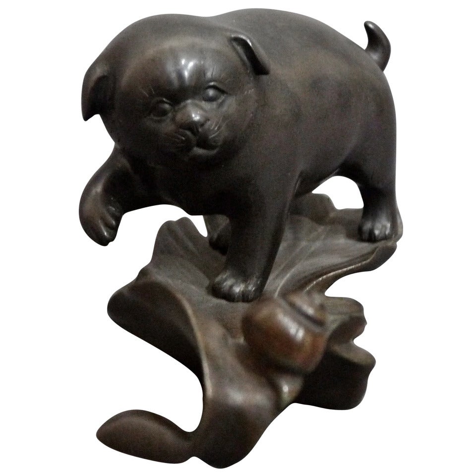 Bronze Puppy Meiji Era (1868-1912) For Sale