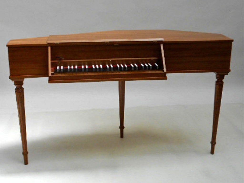 John Morley pentagonal virginal in mahogany on turned and fluted legs, nylon jack with delrin plectra and buff. 
Four octave C to D. 
No.1624 circa 1968. 

Made in London, England. 

or you can rent this instrument on our home rental scheme