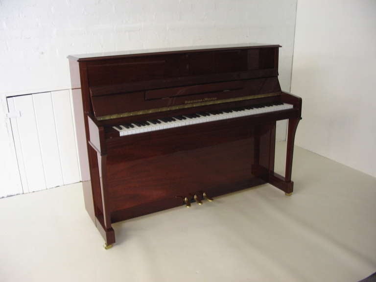 Monington and Weston Upright Piano 110cm New In Excellent Condition In London, GB