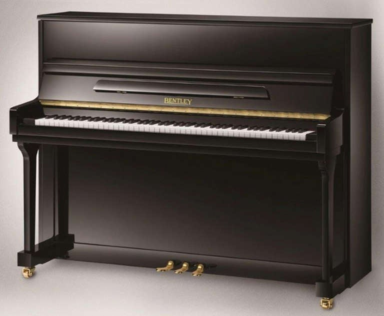Waldstein 115cm Traditional Upright Piano in black polished NEW 
(similar to picture) 

Full compass - 7¼ octaves – 88 notes 
3 pedals