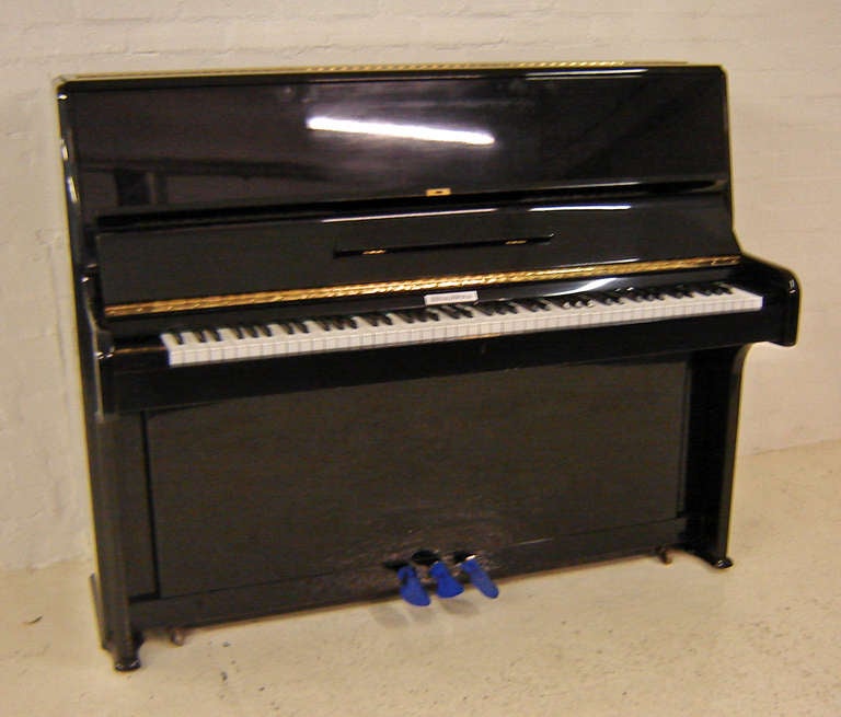 Broadwood upright piano black polished c1973 In Excellent Condition In London, GB