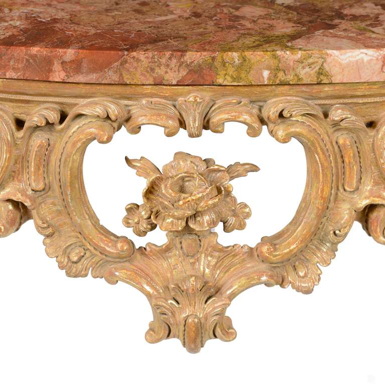 18th Century and Earlier George II Carved Giltwood Serpentine Console Table For Sale